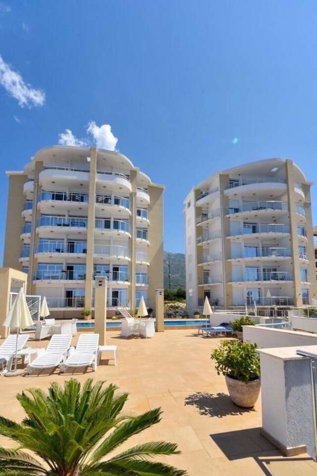 Апартаменты Sky and Sea Apartments Добра-Вода-18