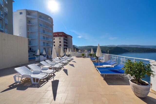 Апартаменты Sky and Sea Apartments Добра-Вода-21